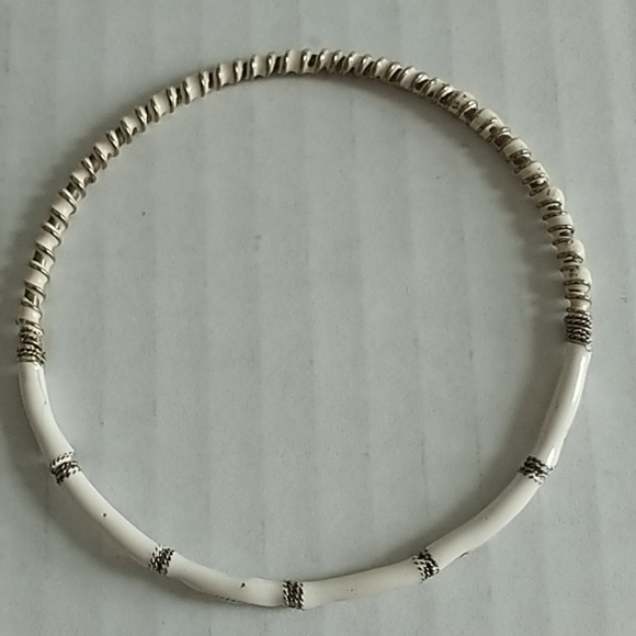 Set of Three Dainty White & Gold tone Bracelets - Picture 6 of 11